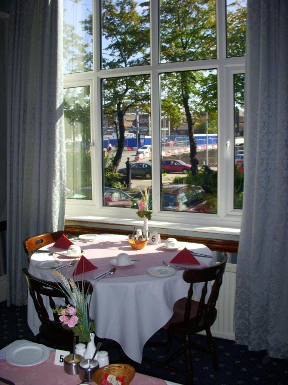 Beaucliffe Hotel Манчестер Екстер'єр фото